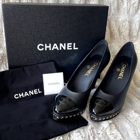 Black Chanel Leather Platform Pumps 38.5 / US 8.5 - Picture 2 of 11